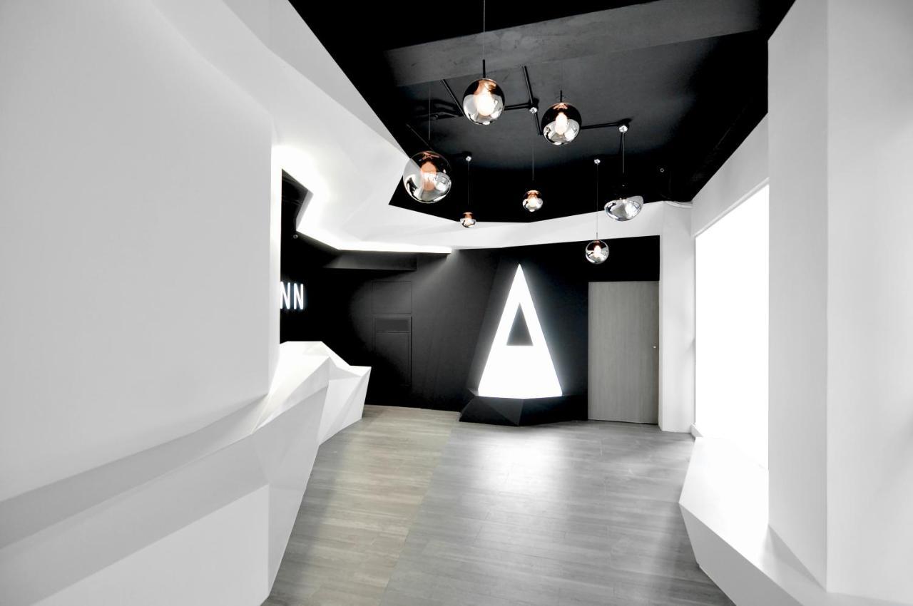 Trans Inn Taichung Exterior foto