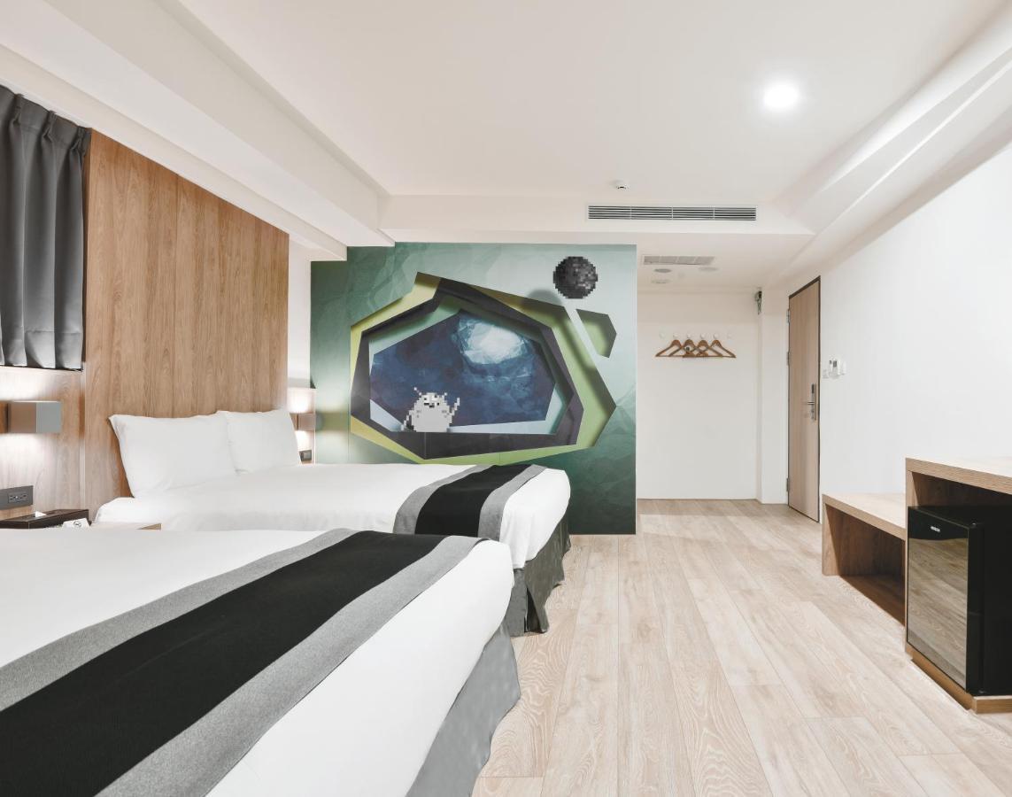 Trans Inn Taichung Exterior foto