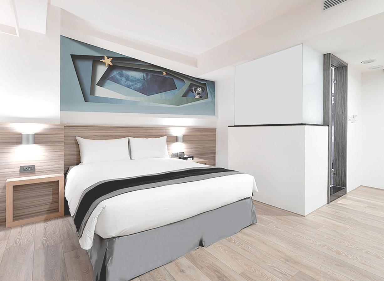 Trans Inn Taichung Exterior foto