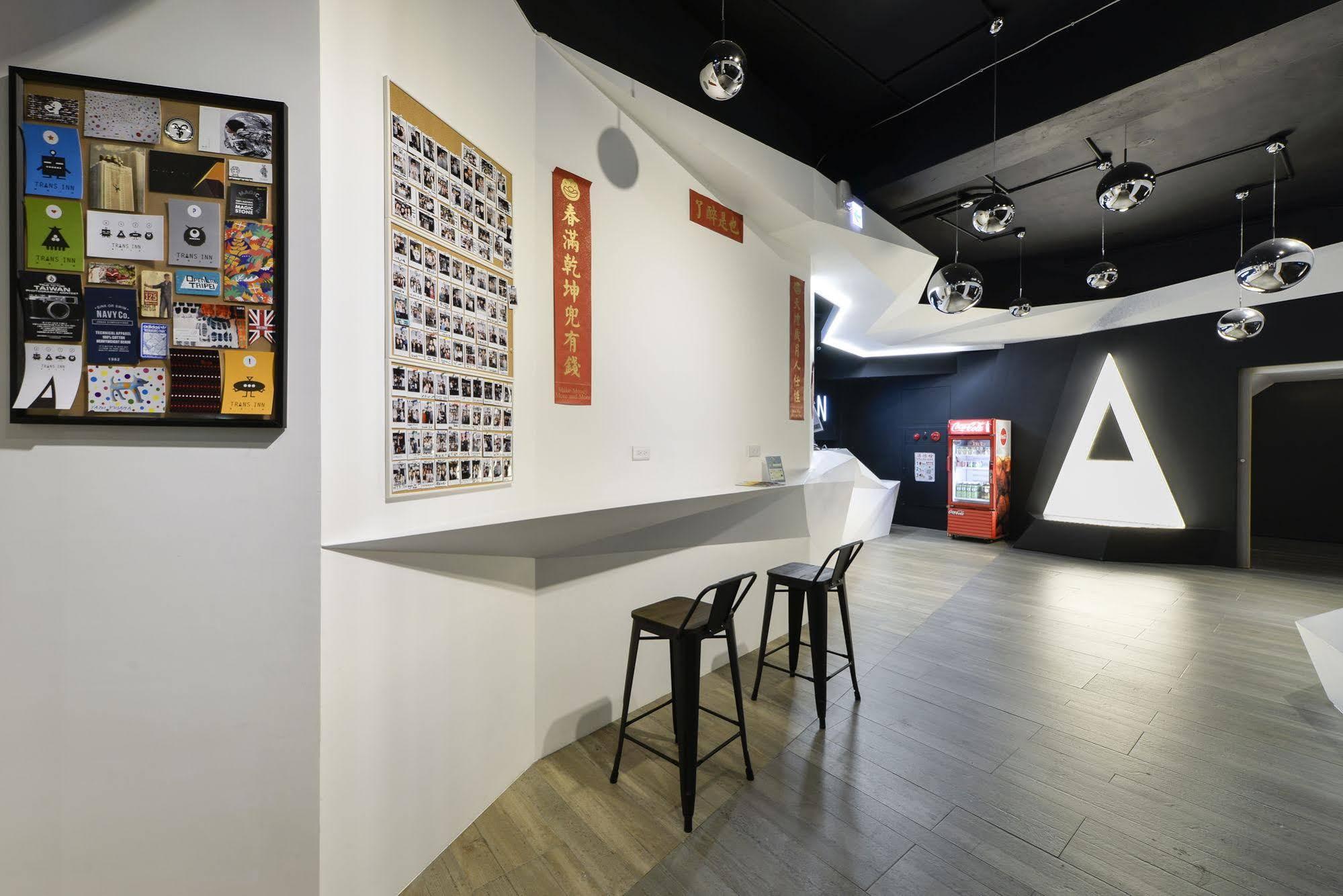 Trans Inn Taichung Exterior foto